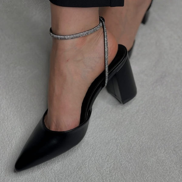 Sapato Preto com brilhantes